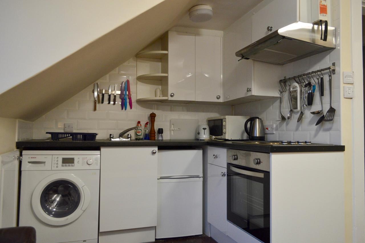 Central 1 Bedroom Apartment Sleeps 2 เอดินบะระ ภายนอก รูปภาพ